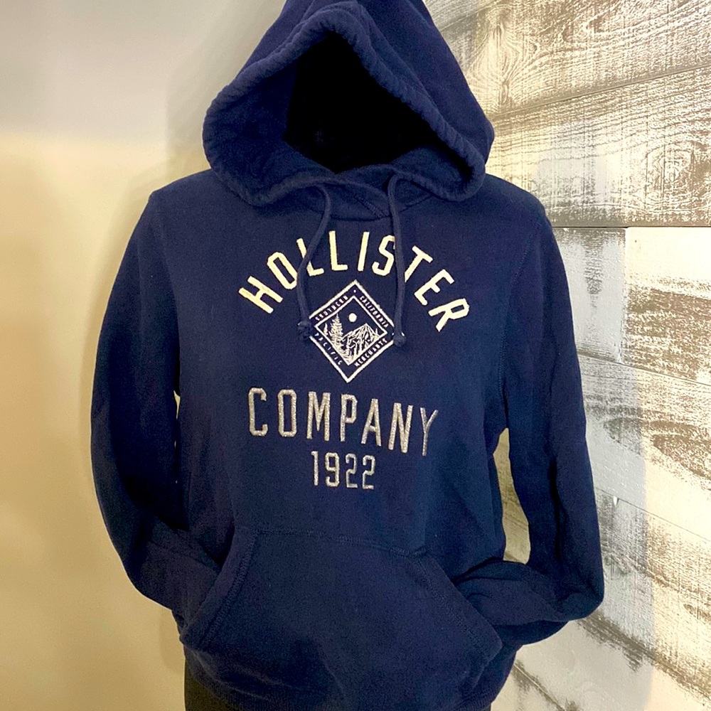 Navy blue Hollister hoody